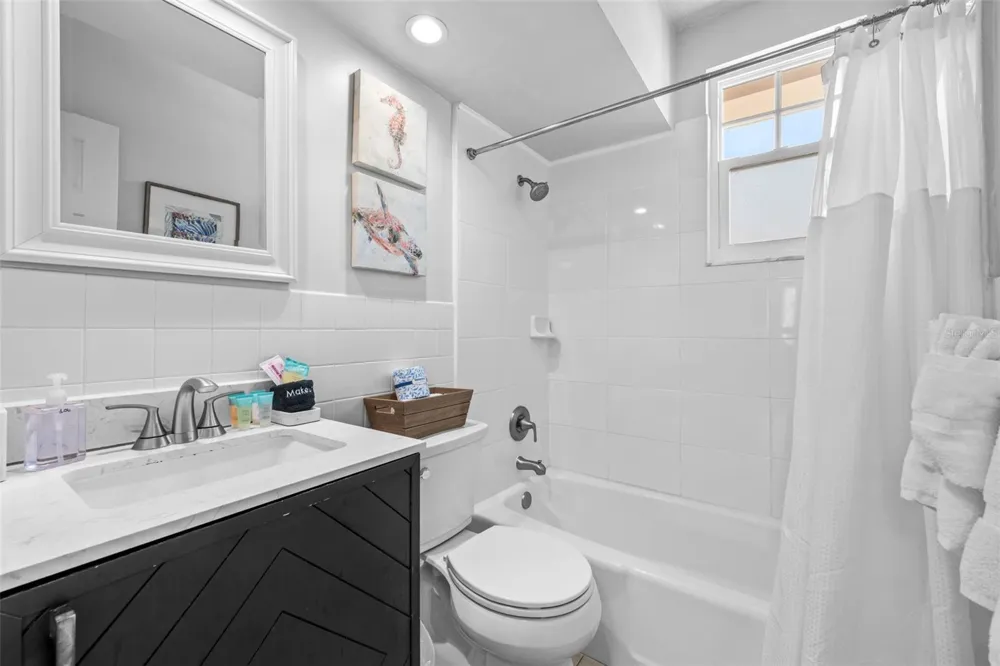 530 MANDALAY AVENUE #106 Clearwater Beach, FL 33767