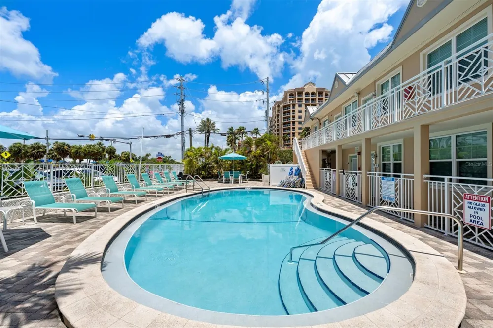 530 MANDALAY AVENUE #106 Clearwater Beach, FL 33767