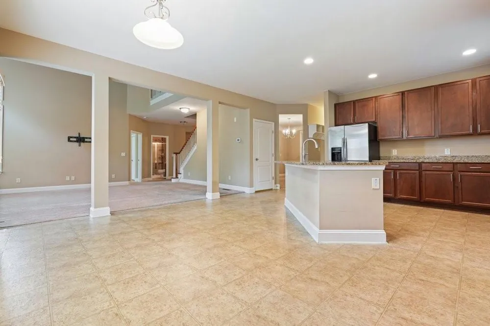 1010 Chelsey Way Roswell, GA 30075
