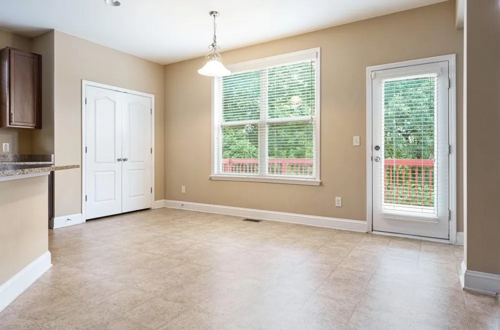 1010 Chelsey Way Roswell, GA 30075