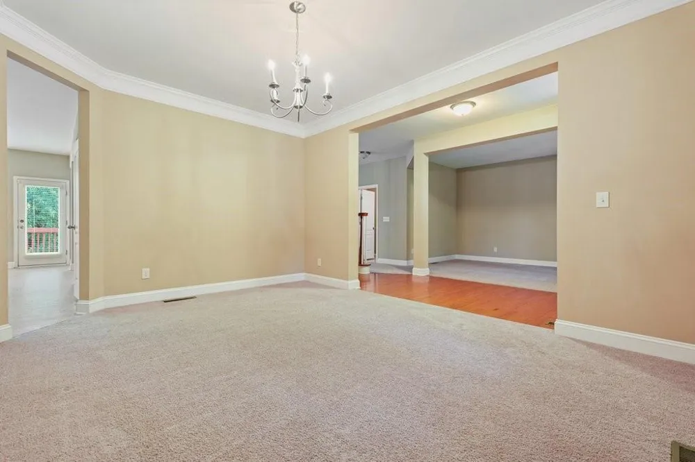1010 Chelsey Way Roswell, GA 30075