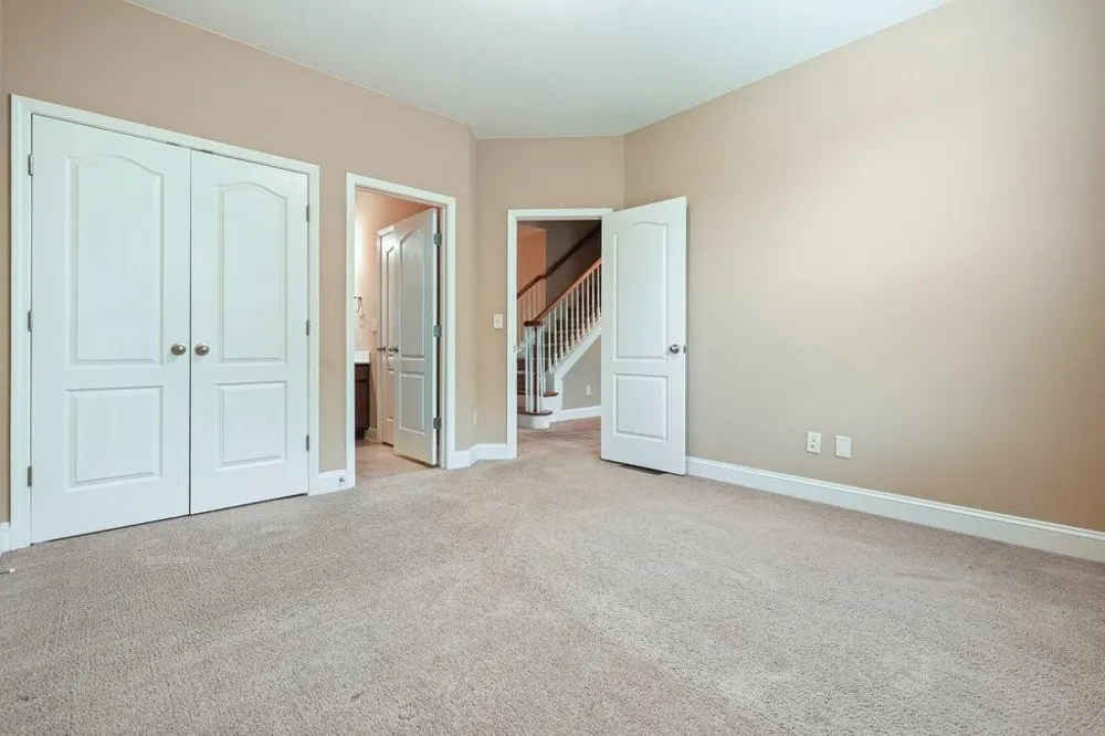 1010 Chelsey Way Roswell, GA 30075