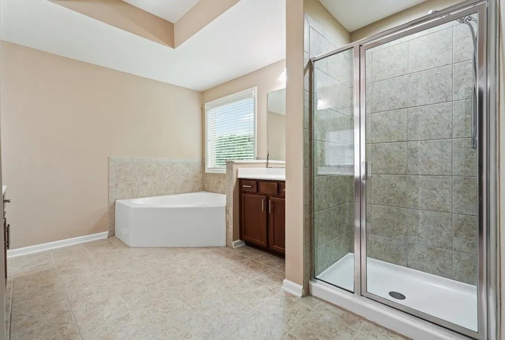 1010 Chelsey Way Roswell, GA 30075