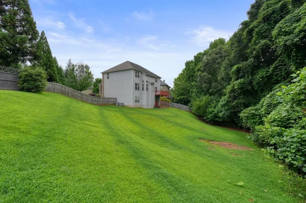 1010 Chelsey Way Roswell, GA 30075