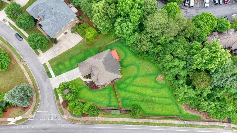 1010 Chelsey Way Roswell, GA 30075