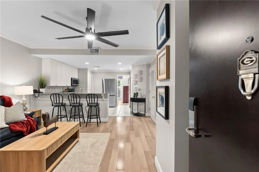 250 W Broad Street #205 Athens, GA 30601