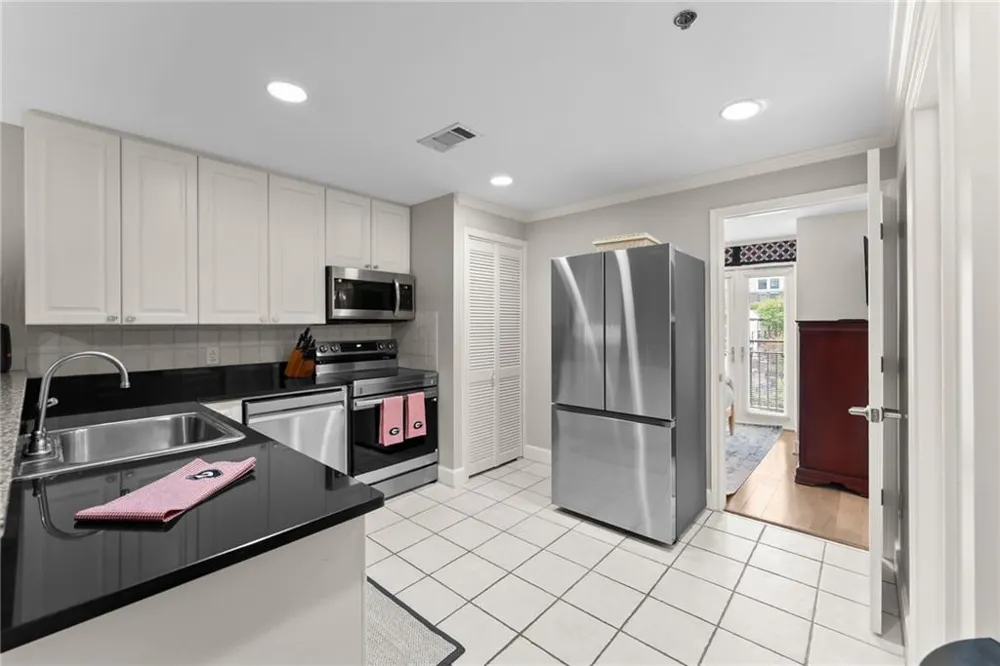 250 W Broad Street #205 Athens, GA 30601
