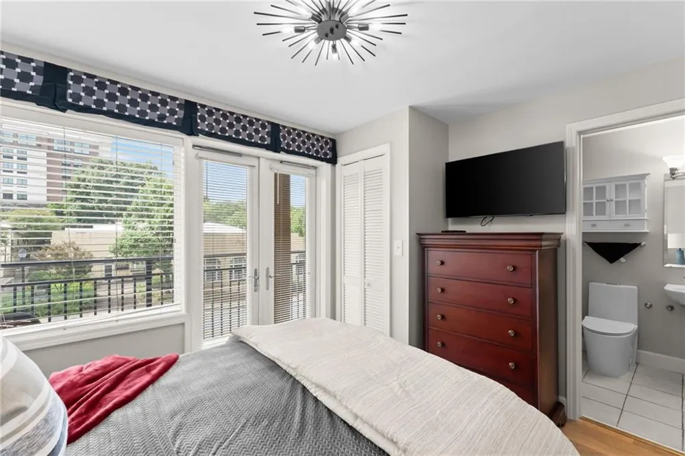 250 W Broad Street #205 Athens, GA 30601