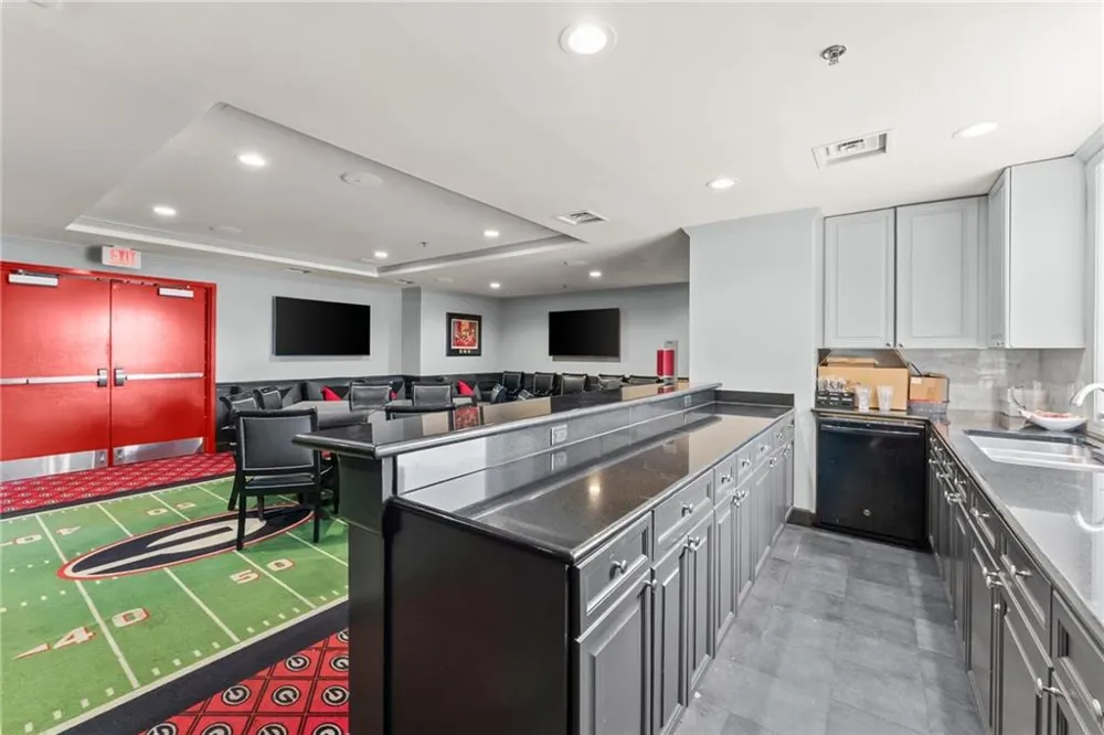 250 W Broad Street #205 Athens, GA 30601