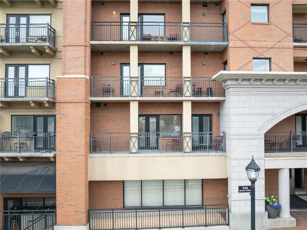 250 W Broad Street #205 Athens, GA 30601