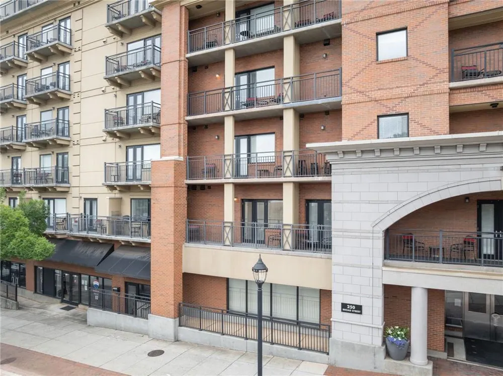250 W Broad Street #205 Athens, GA 30601