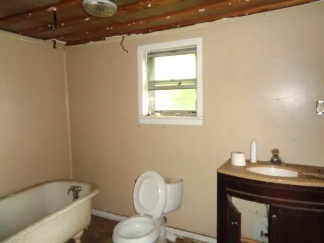 200 S Post Oak Winnsboro, TX 75494