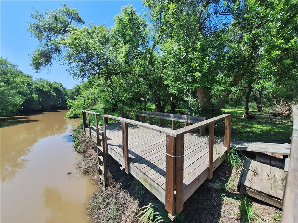 County Rd 73 River Robstown, TX 78380