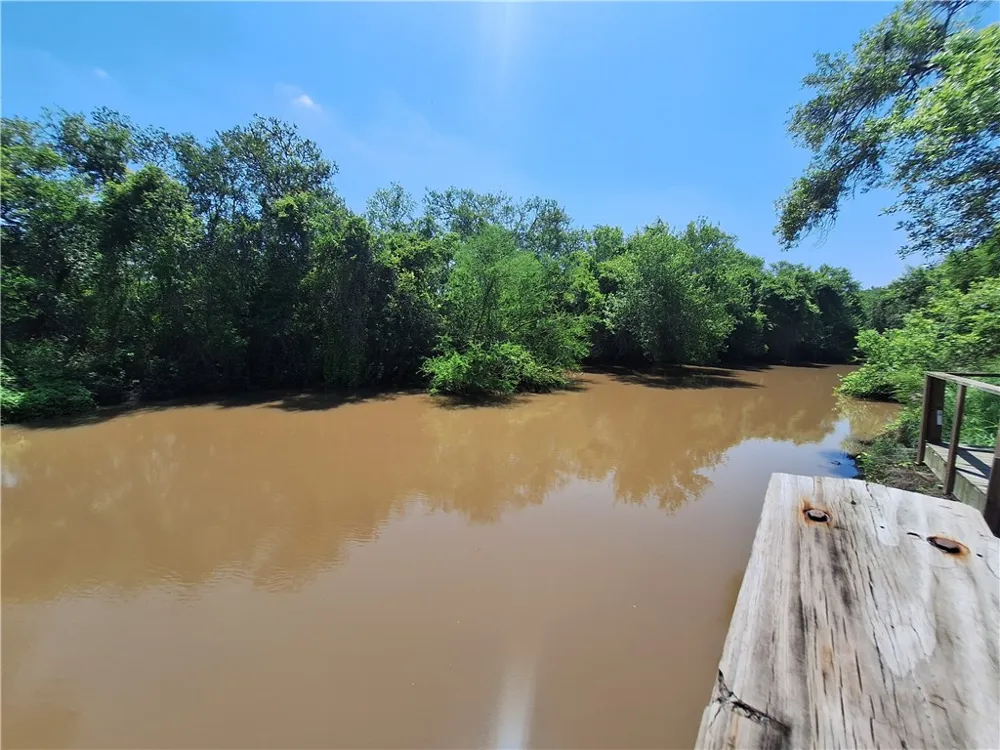 County Rd 73 River Robstown, TX 78380