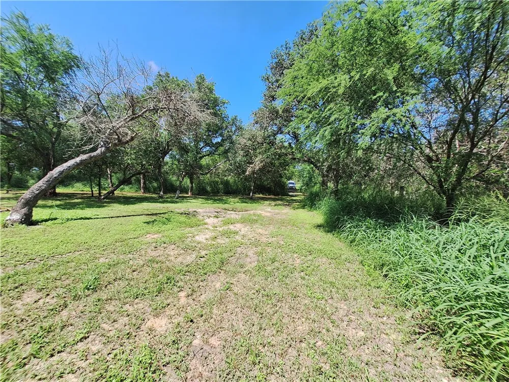County Rd 73 River Robstown, TX 78380