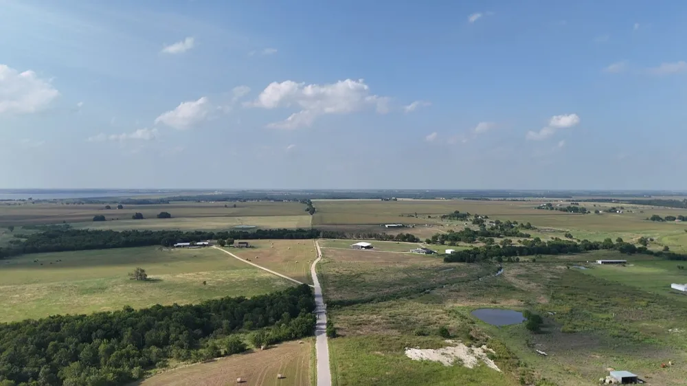 1701 County Road 417 Taylor, TX 76574