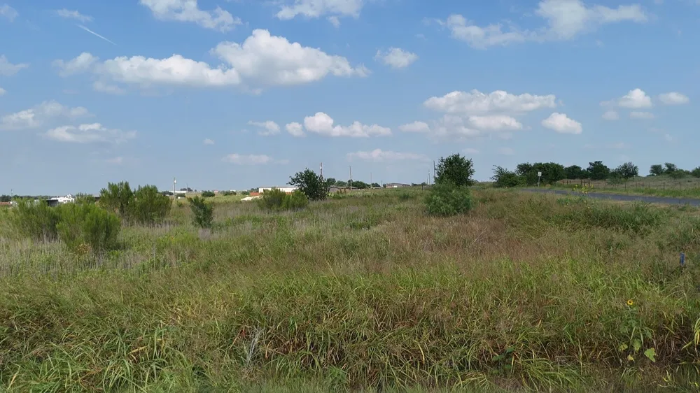 1701 County Road 417 Taylor, TX 76574