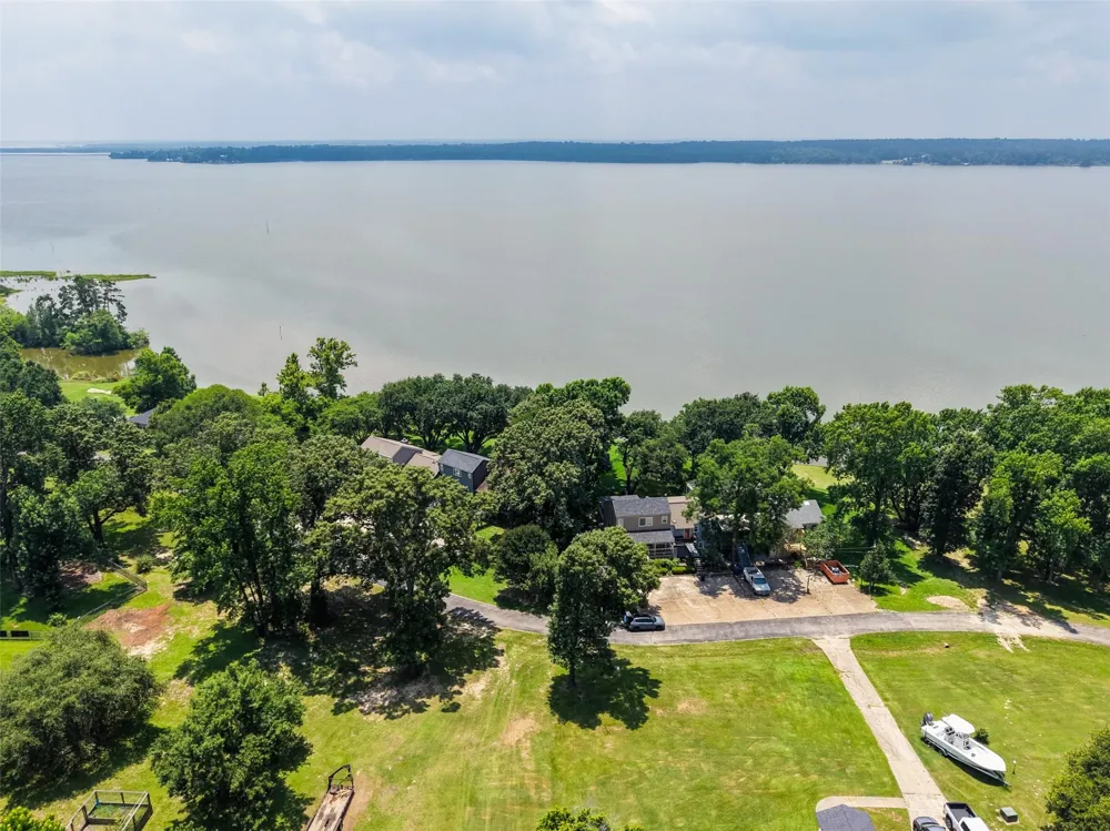 336 Peach Island Road Trinity, TX 75862