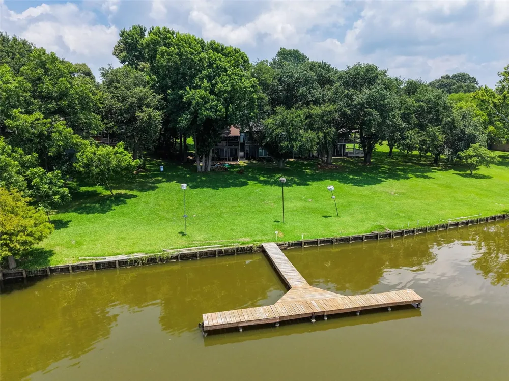336 Peach Island Road Trinity, TX 75862