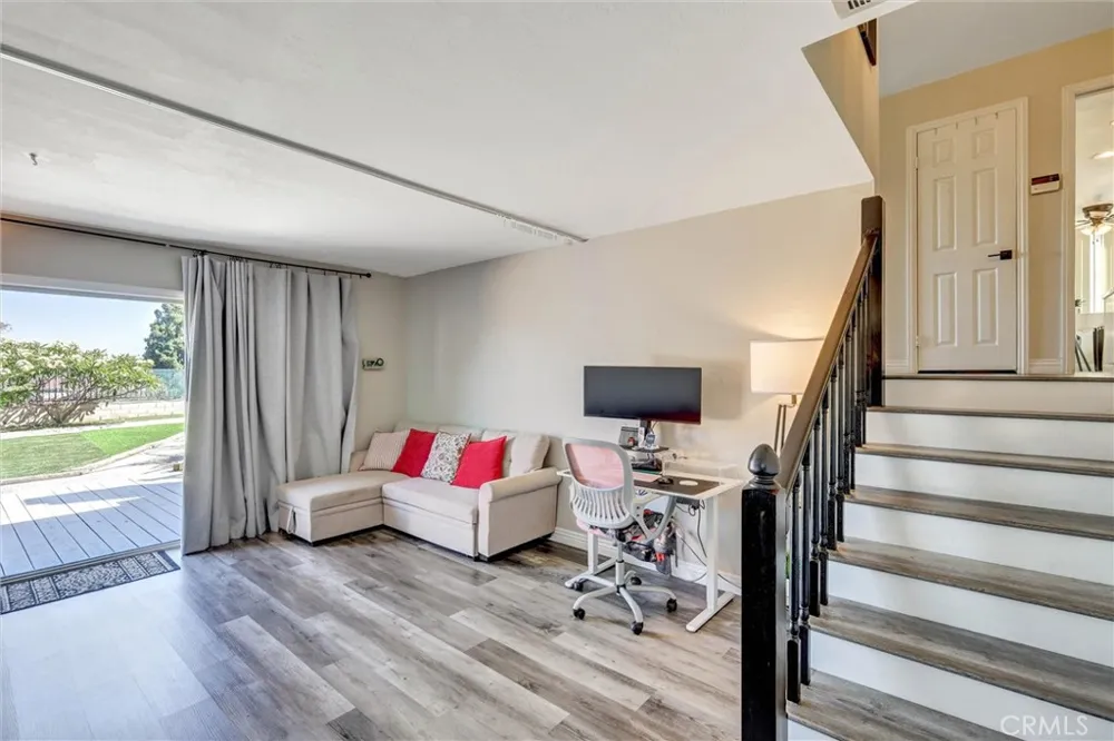 25231 Pericia Mission Viejo, CA 92691
