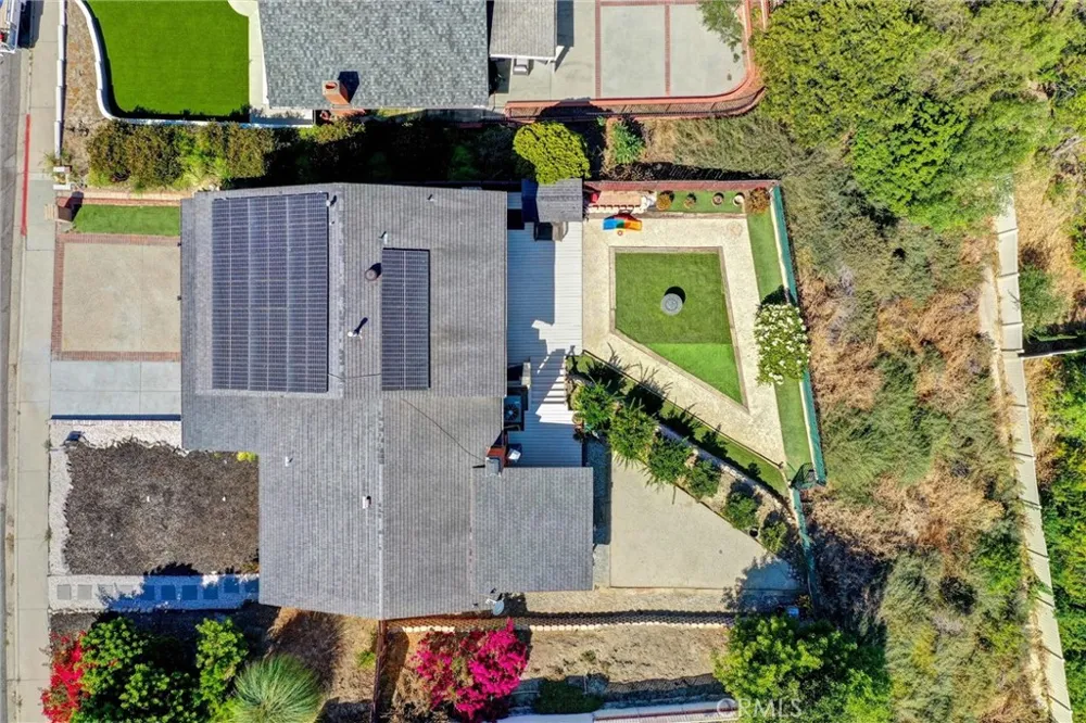 25231 Pericia Mission Viejo, CA 92691