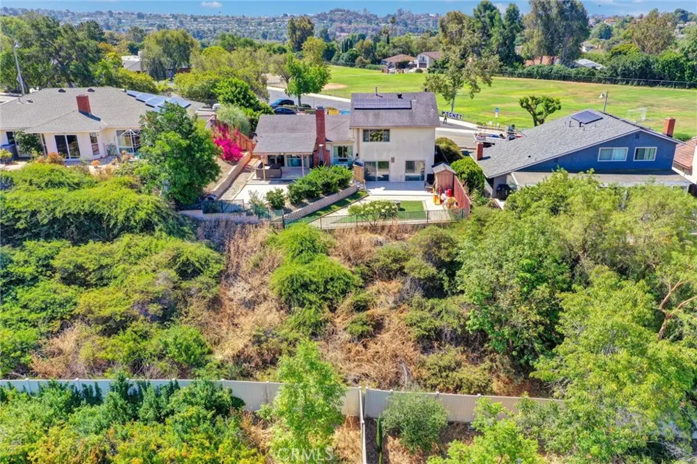 25231 Pericia Mission Viejo, CA 92691