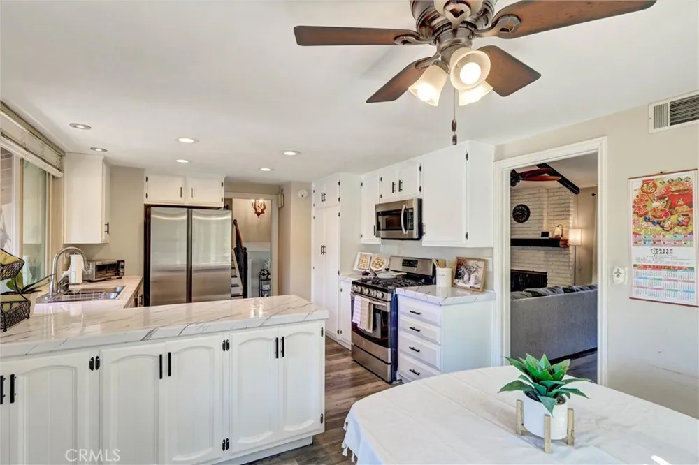 25231 Pericia Mission Viejo, CA 92691