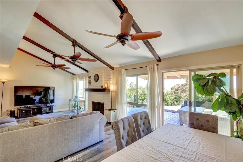 25231 Pericia Mission Viejo, CA 92691