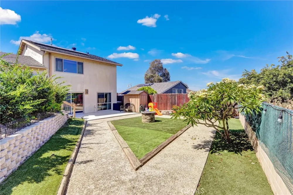 25231 Pericia Mission Viejo, CA 92691