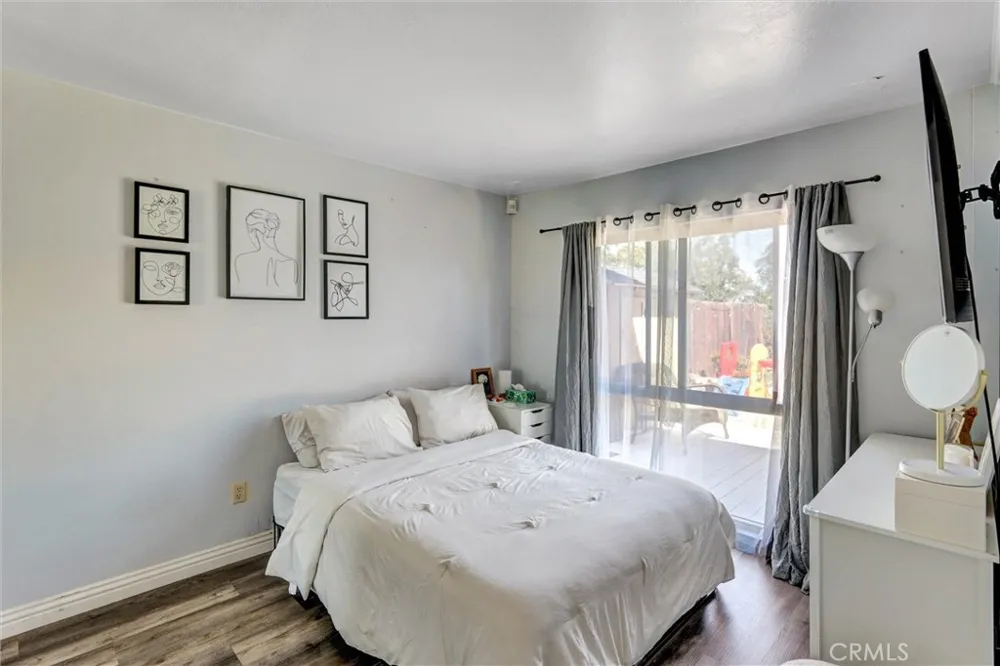 25231 Pericia Mission Viejo, CA 92691