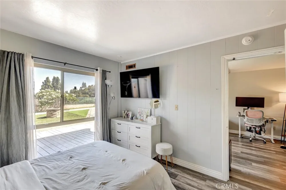 25231 Pericia Mission Viejo, CA 92691