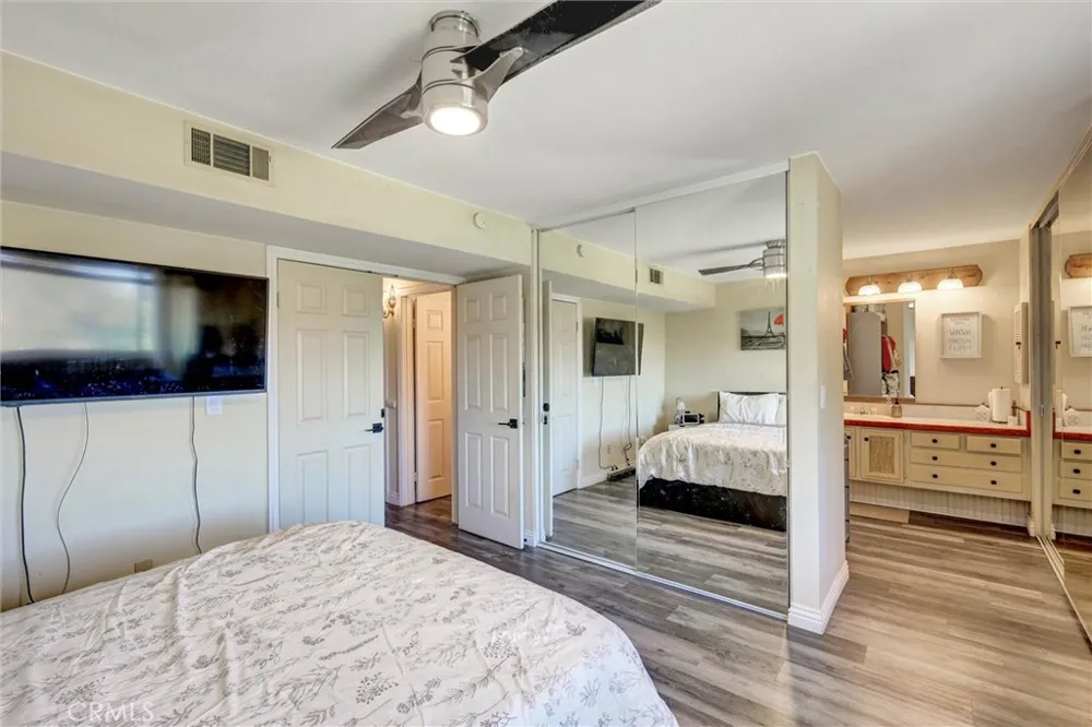 25231 Pericia Mission Viejo, CA 92691
