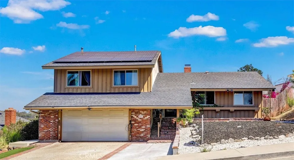 25231 Pericia Mission Viejo, CA 92691