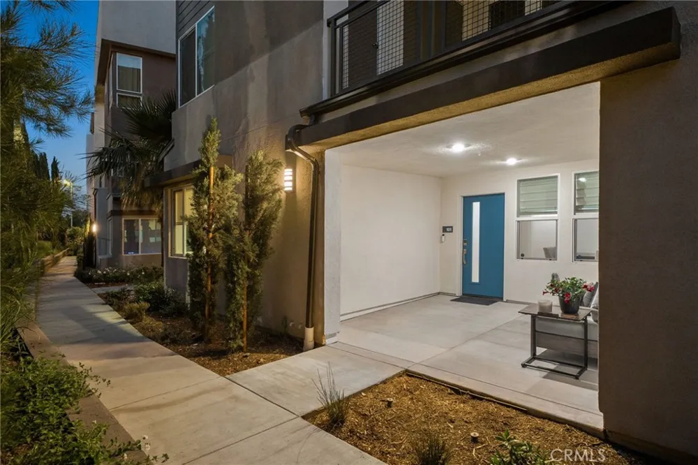4102 E Axis Privado #101 Ontario, CA 91764