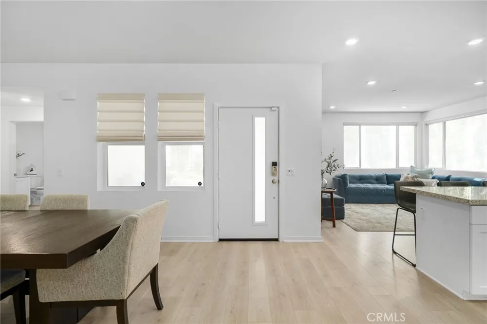 4102 E Axis Privado #101 Ontario, CA 91764