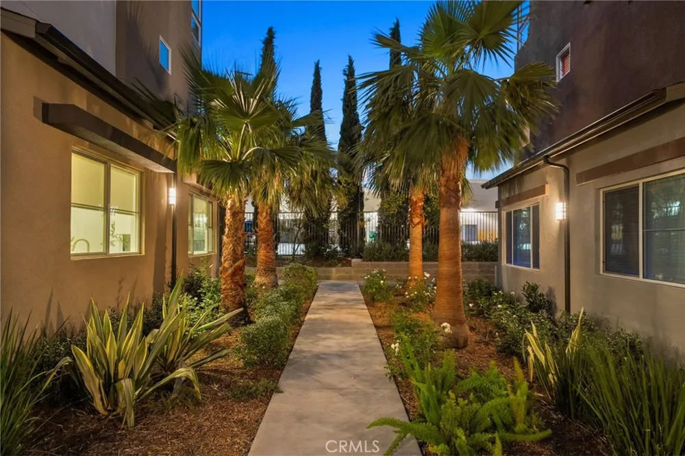 4102 E Axis Privado #101 Ontario, CA 91764