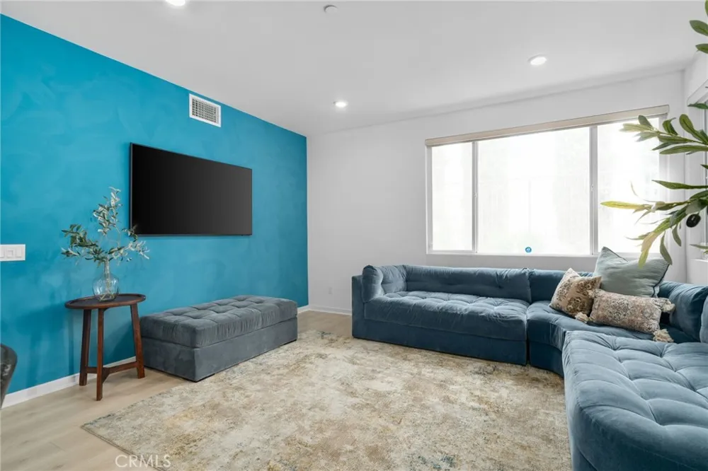 4102 E Axis Privado #101 Ontario, CA 91764