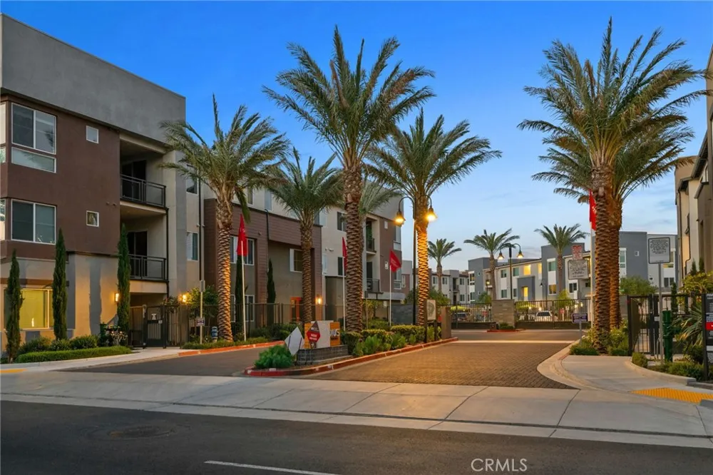 4102 E Axis Privado #101 Ontario, CA 91764