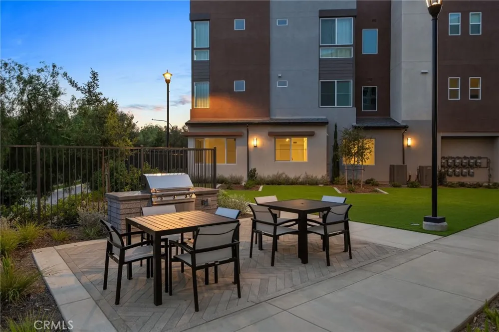 4102 E Axis Privado #101 Ontario, CA 91764