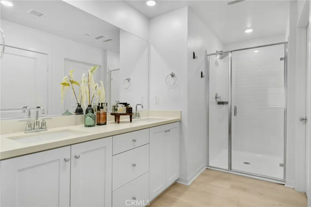 4102 E Axis Privado #101 Ontario, CA 91764