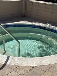 16866 Kingsbury Granada Hills, CA 91344