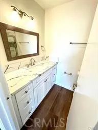 16866 Kingsbury Granada Hills, CA 91344