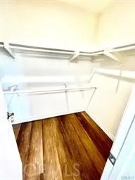 16866 Kingsbury Granada Hills, CA 91344