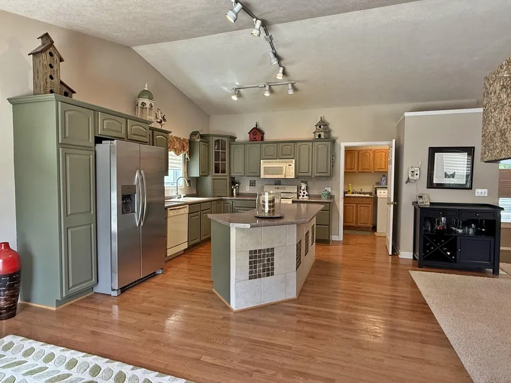 8980 Canyon Springs Court Canadian Lakes, MI 49346