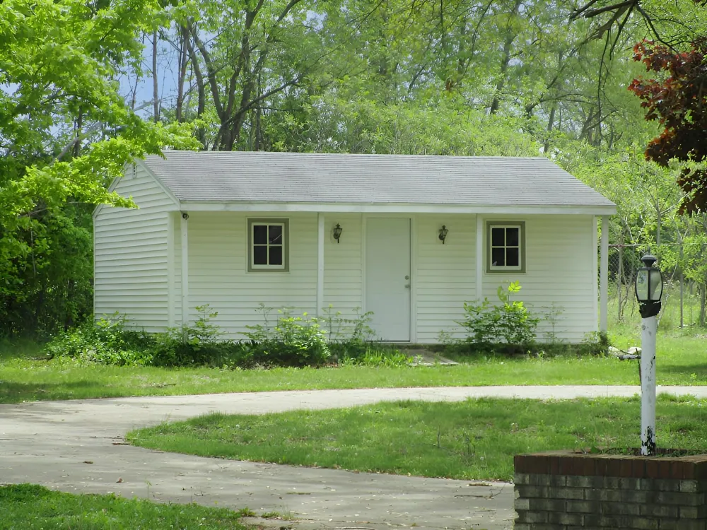 12600 15 1/2 Mile Road Marshall, MI 49068