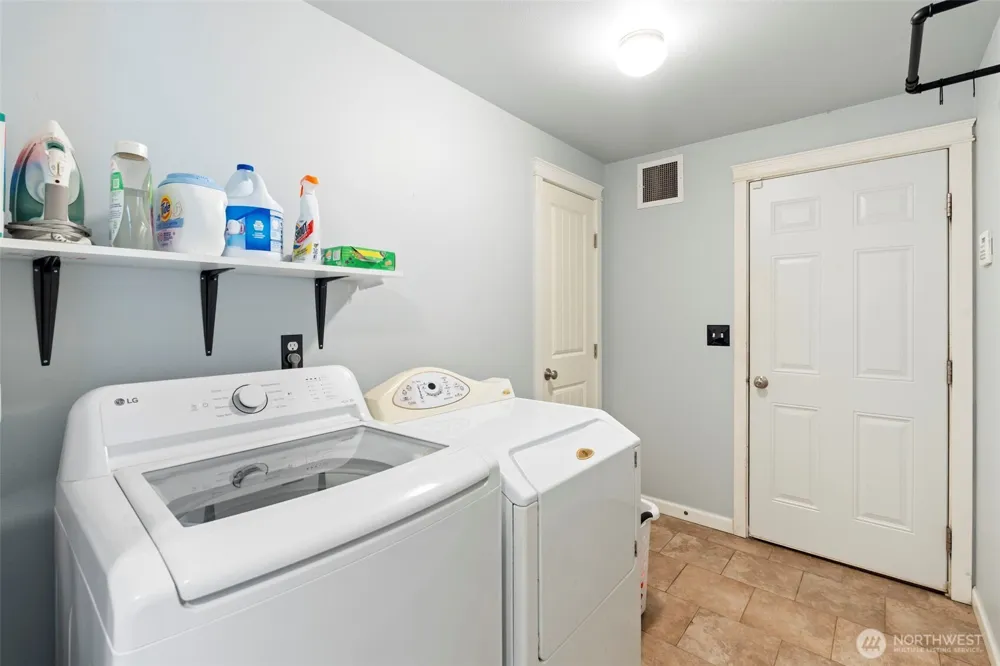 316 Camden Way Napavine, WA 98565