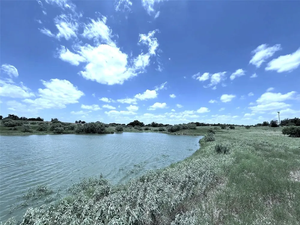 1018 Red Town Rd Elgin, TX 78621