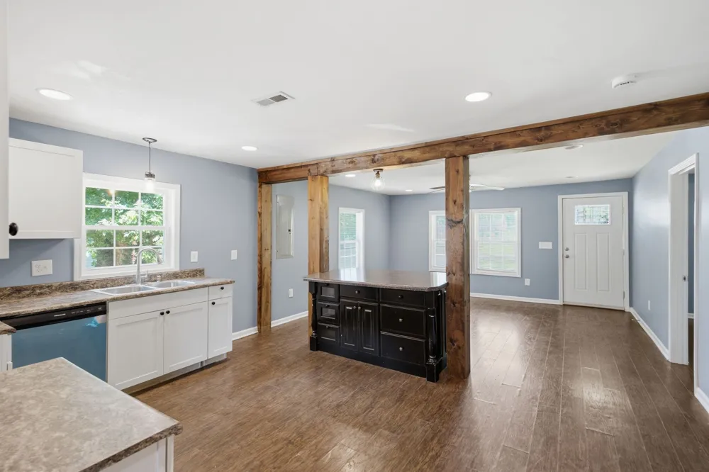 8361 Mount Joy Rd Mount Pleasant, TN 38474