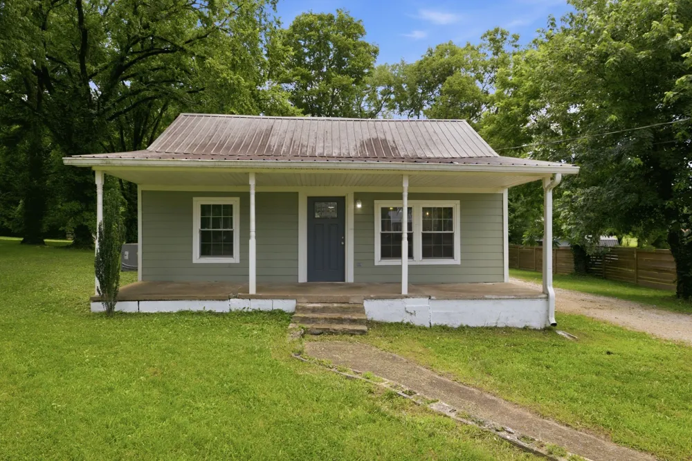 8361 Mount Joy Rd Mount Pleasant, TN 38474