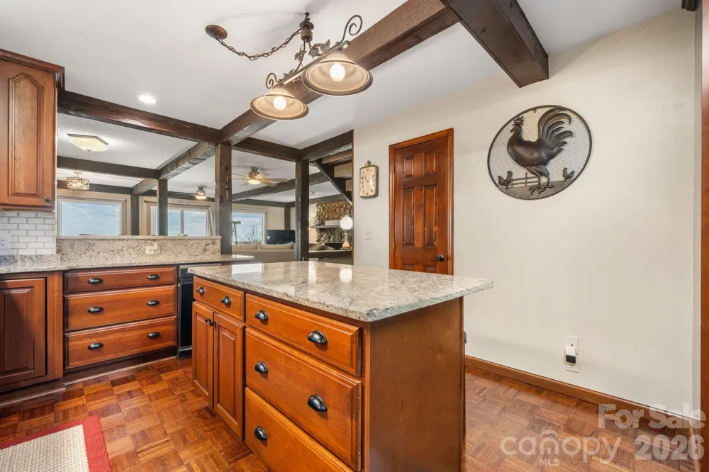 2184 Pine Mountain Drive Connelly Springs, NC 28612